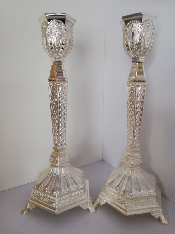 Candelabros Filigrana alto relieve metalico