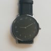 Reloj negro plateado Pulso de cuero 3.8 ctms.