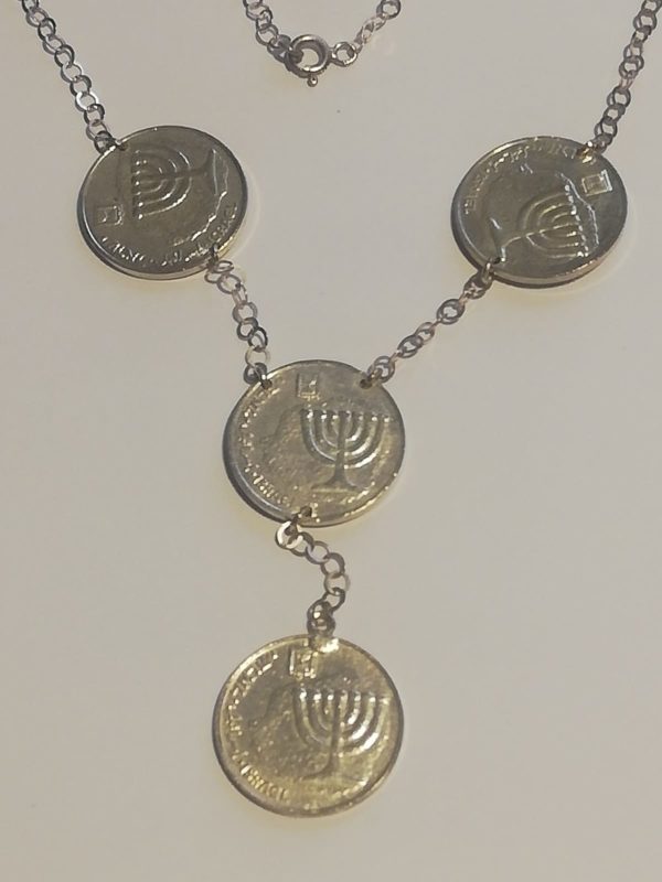 Cadena Menorah 4 Shekalim baño en plata