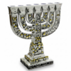 Menoráh resina metalizada plateada dorada 17 x 14,5 ctms.