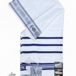 Talit acrílico – Rayas azules y plateadas antideslizante, tejido de tablero de ajedrez texturizado 140×190 cm Talla 60